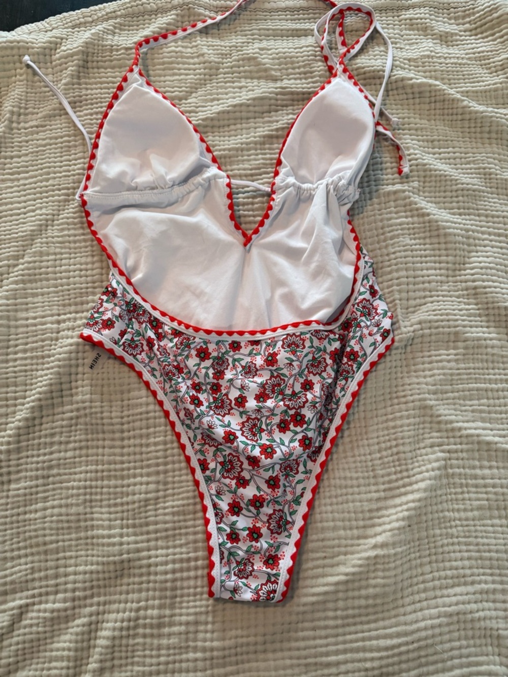 HAUL!! 10 SHEIN swimsuits - Make an offer! - Picture 14 of 16